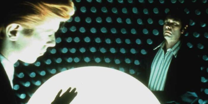 The Man Who Fell to Earth DVD Review